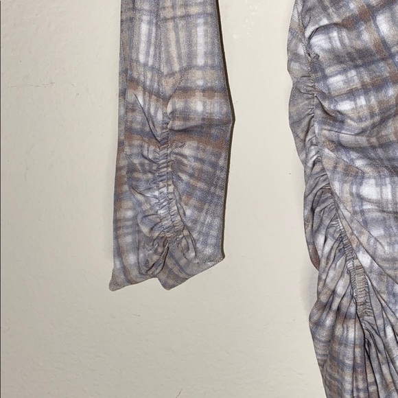 CalvinKlein Striped Ruched-side Top - Picture 8 of 8